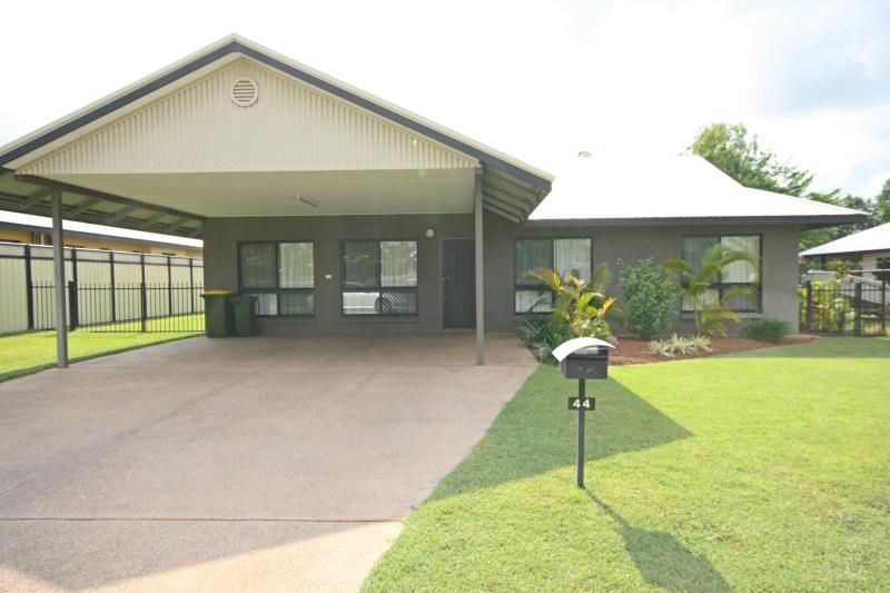 44 Liddy Crescent, Farrar