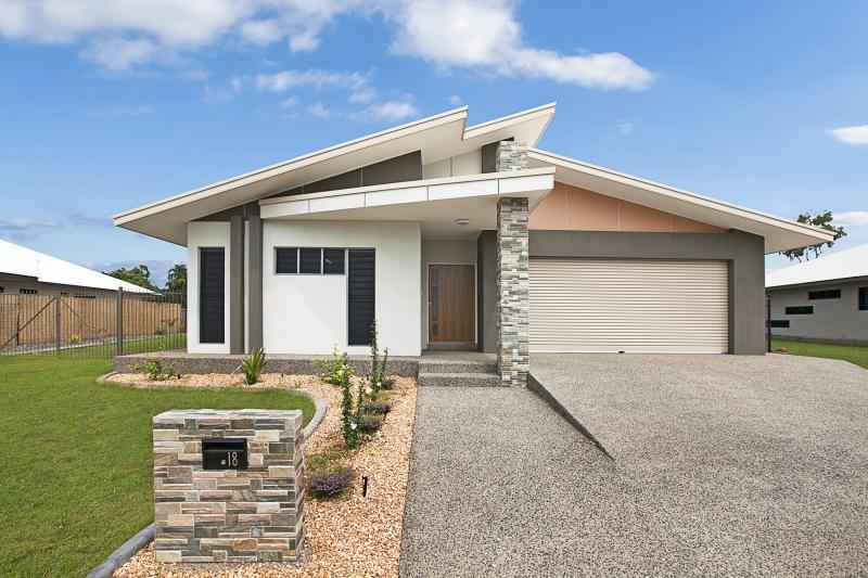 18 Damascene Crescent, Bellamack