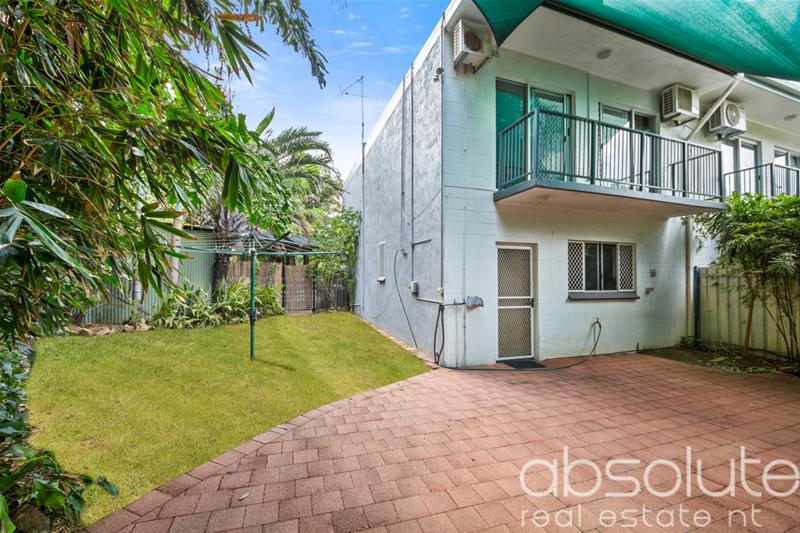 4/33 Easther Crescent, Coconut Grove