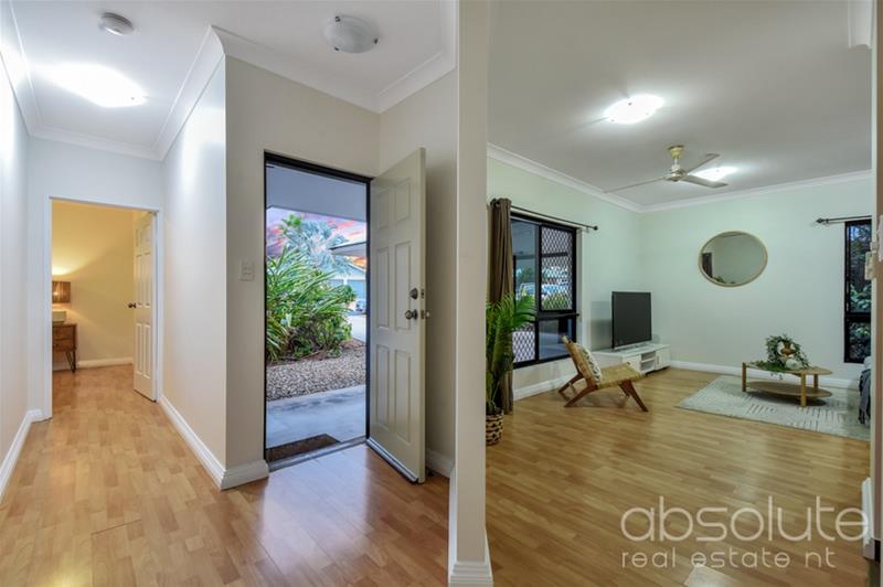 8 Larrakia Drive, Rosebery