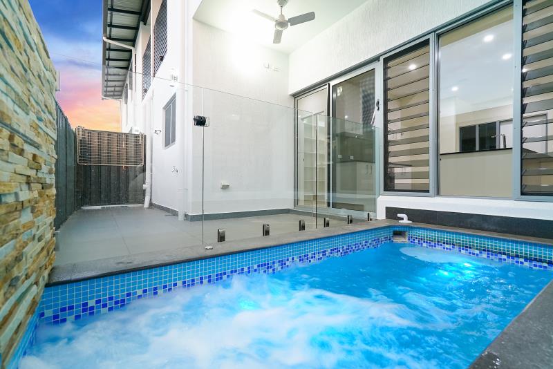 2/11 Blackburn Street, Muirhead