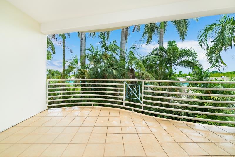 4/4 Giuseppe Court, Coconut Grove
