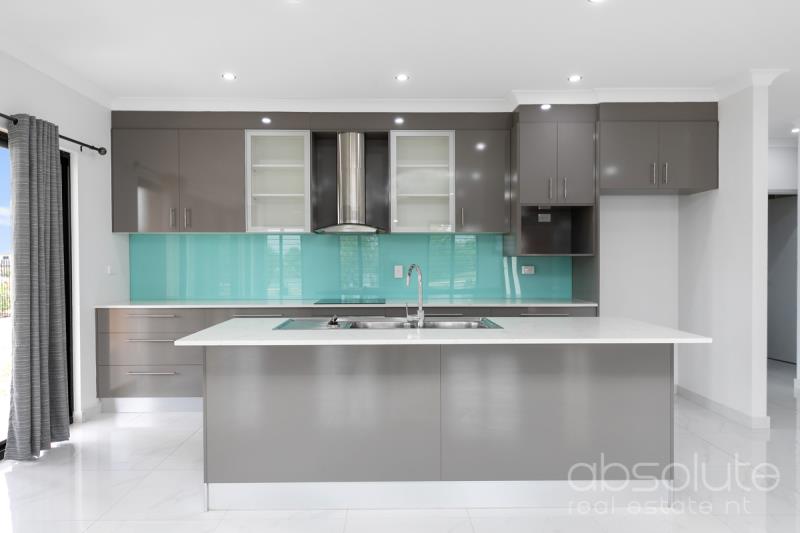2 Russell Street, Durack