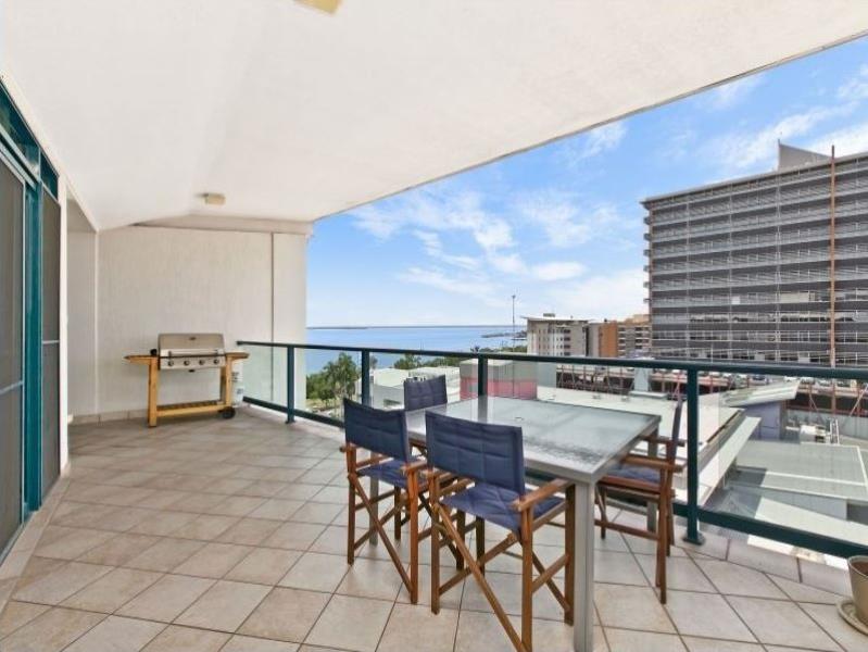 12/8 Knuckey Street, Darwin City