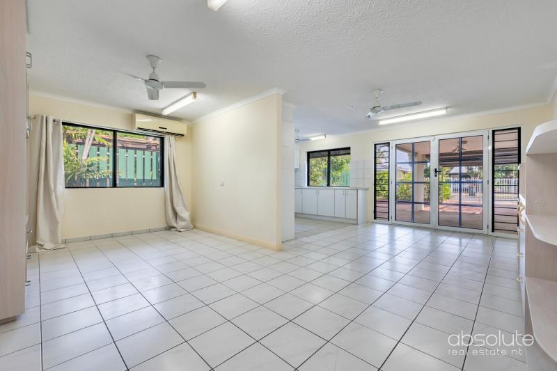 2/52 Nation Crescent, Coconut Grove