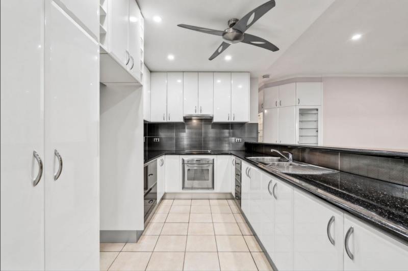 2/6 Sovereign Circuit, Coconut Grove