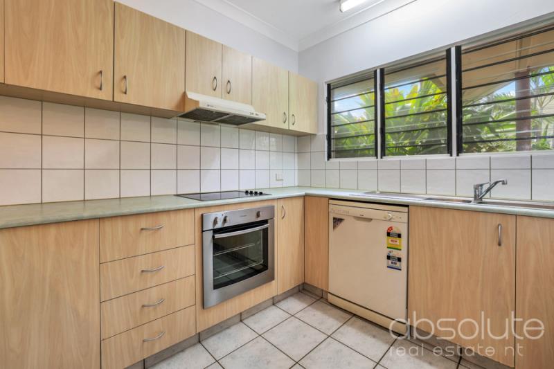 2/34 Sovereign Circuit, Coconut Grove