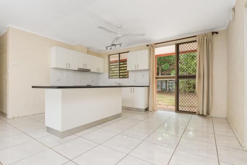 377 Trower Road, Nakara