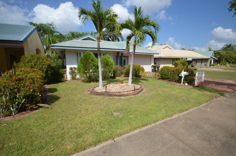 107 Woodlake Blvd, Durack
