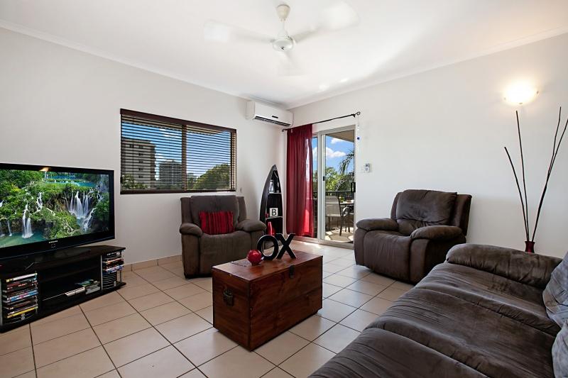 12/82 Woods Street, Darwin City