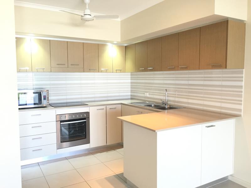 33C/174 Forrest Parade, Rosebery