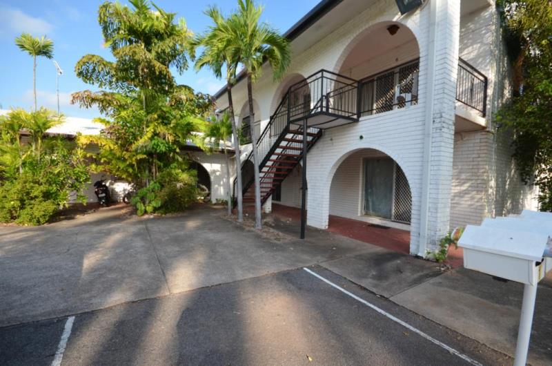2/9 Musgrave Crescent, Coconut Grove