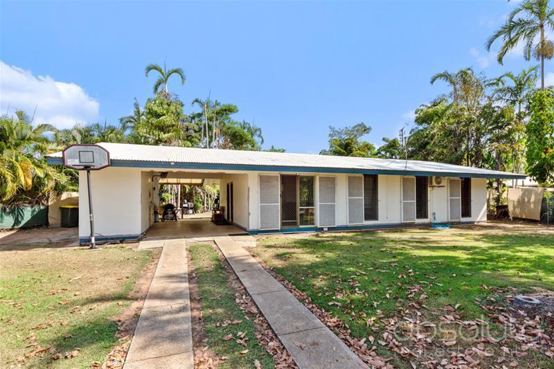 52 Kestrel Circuit, Wulagi